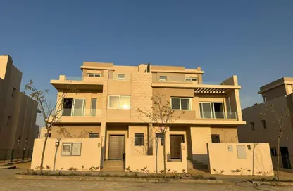 فيلا - 4 غرف نوم - 4 حمامات للبيع في رويال سيتي - كمبوندات الشيخ زايد - الشيخ زايد - الجيزة