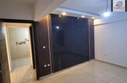 شقة - 2 - 1 للايجار في حدائق اكتوبر - مدينة 6 أكتوبر - الجيزة