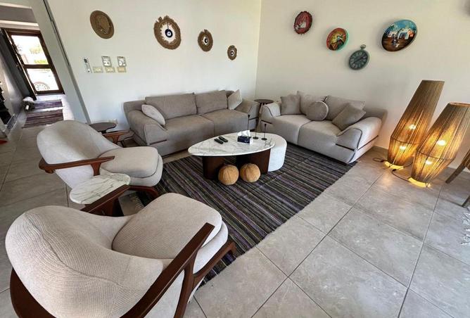83410959 - Property Image 2