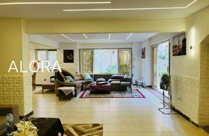Villa - 7+ Bedrooms - 6 Bathrooms for sale in West Somid - 6 October City - Giza