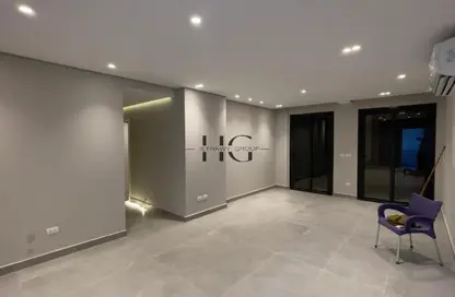 Apartment - 3 Bedrooms - 4 Bathrooms for rent in Village West - Sheikh Zayed Compounds - Sheikh Zayed City - Giza