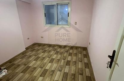Apartment - 3 Bedrooms - 2 Bathrooms for sale in Smouha Square - Smouha - Hay Sharq - Alexandria Apartment - 3 Bedrooms - 2 Bathrooms for sale in Smouha Square - Smouha - Hay Sharq - Alexandria