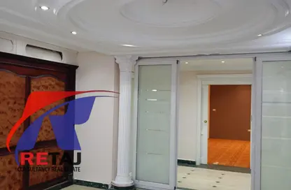 شقة - 7 غرف نوم - 5 حمامات للايجار في شارع عطيه الصوالحي - المنطقة الثامنة - مدينة نصر - القاهرة