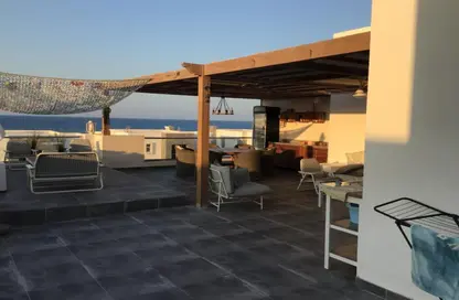 (بنتهاوس  (روف - 4 غرف نوم - 5 حمامات للايجار في الماظه باي - قسم مرسي مطروح - الساحل الشمالي