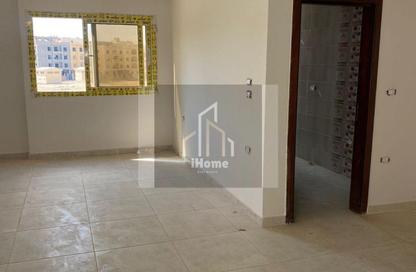 Apartment - 3 Bedrooms - 2 Bathrooms for rent in Al Gezira St. - South Investors Area - New Cairo City - Cairo