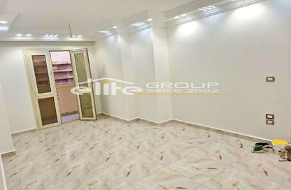 Apartment - 3 Bedrooms - 1 Bathroom for sale in Ibrahimia - Hay Wasat - Alexandria