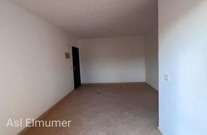 Apartment - 3 Bedrooms - 1 Bathroom for sale in 6th District - Badr City - Cairo