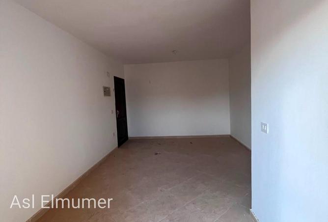 79729148 - Property Main Image