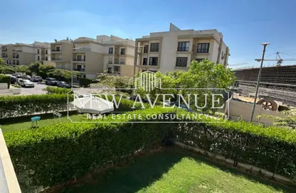 Apartment - 3 Bedrooms - 3 Bathrooms for sale in Moon Residences - Fifth Square - The 5th Settlement - New Cairo City - Cairo