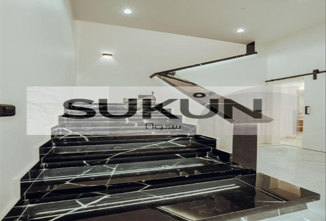 تاون هاوس صف اول جولف في القطمية ديونز