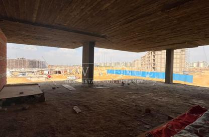 مساحات مكتبية - استوديو - 1 للبيع في جولدن جيت - شارع التسعين الجنوبي - التجمع الخامس - مدينة القاهرة الجديدة - القاهرة