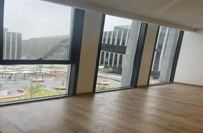 Office Space - 3 Bedrooms - 2 Bathrooms for rent in Eastown - 5th Settlement Compounds - The 5th Settlement - New Cairo City - Cairo