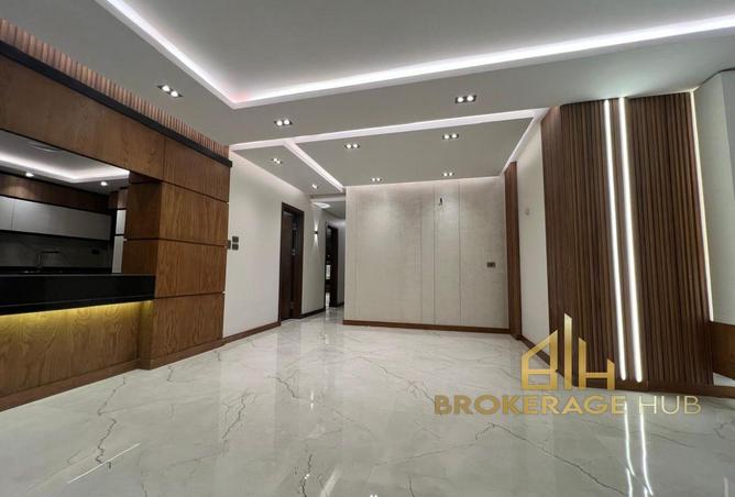 87830685 - Property Image 2