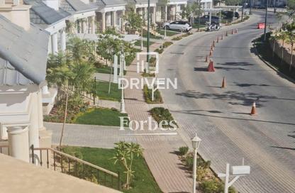 فيلا - 5 غرف نوم - 6 حمامات للبيع في ماونتن فيو تشيل اوت بارك - التوسعات الشمالية - مدينة 6 أكتوبر - الجيزة