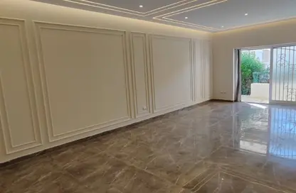 Apartment - 3 Bedrooms - 2 Bathrooms for sale in Al Khamayel city - Sheikh Zayed Compounds - Sheikh Zayed City - Giza