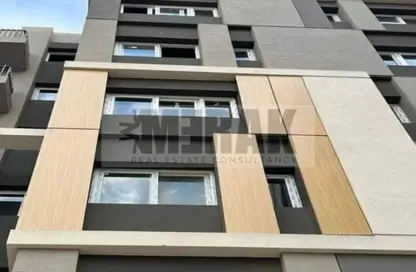 Apartment - 3 Bedrooms - 3 Bathrooms for sale in HAP Town - Mostakbal City Compounds - Mostakbal City - Future City - Cairo