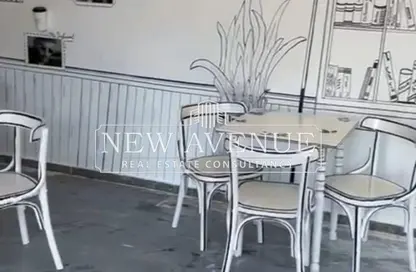 محل - استوديو - 2 حمامات للبيع في ميدان الثوره - الدقي - الجيزة