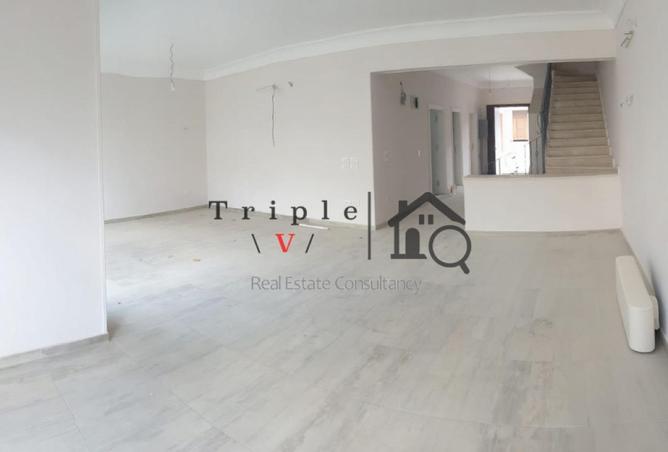 8595021 - Property Image 2