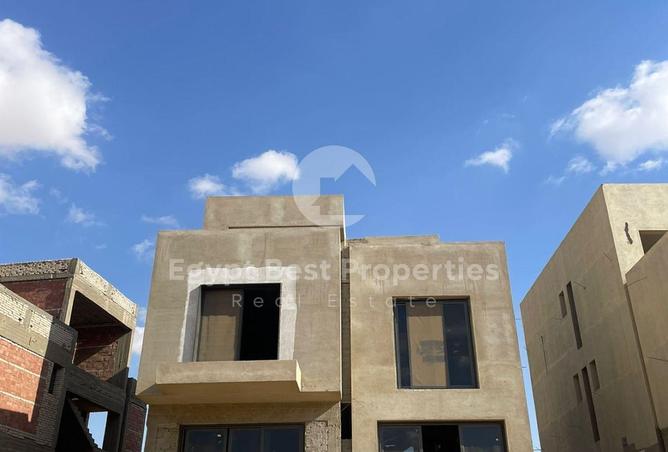 8639401 - Property Image 2