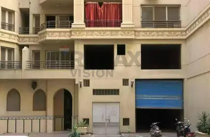 Apartment - 3 Bedrooms - 2 Bathrooms for sale in Moharam Bek St. - Moharam Bek - Hay Wasat - Alexandria