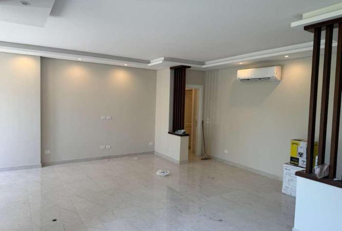 8701019 - Property Image 2