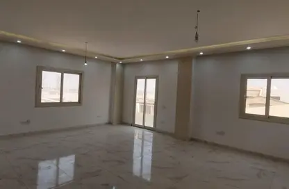 Apartment - 3 Bedrooms - 3 Bathrooms for rent in Grand Cesar - South Investors Area - New Cairo City - Cairo