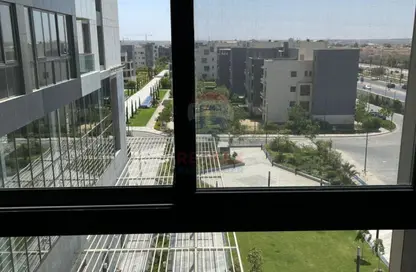 Apartment - 2 Bedrooms - 3 Bathrooms for sale in Aeon - 6 October Compounds - 6 October City - Giza