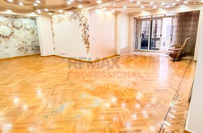 Apartment - 3 Bedrooms - 2 Bathrooms for sale in Mohamed Fawzy Moaz St. - Smouha - Hay Sharq - Alexandria Apartment - 3 Bedrooms - 2 Bathrooms for sale in Mohamed Fawzy Moaz St. - Smouha - Hay Sharq - Alexandria
