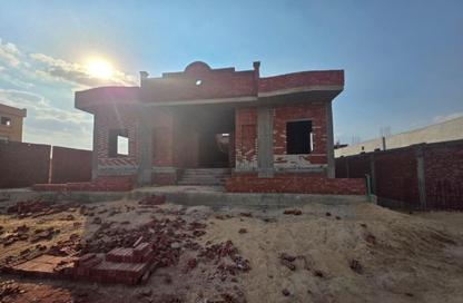 Whole Building - 3 Bedrooms - 2 Bathrooms for sale in Neighborhood 1 - Neighborhood 33 - 10th of Ramadan City - Sharqia