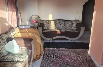 Apartment - 3 Bedrooms - 1 Bathroom for sale in 10th Zone - Nasr City - Cairo