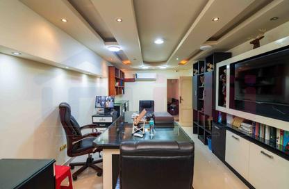 Office Space - Studio - 1 Bathroom for sale in Al Nasr Square - El Mansheya - Hay El Gomrok - Alexandria