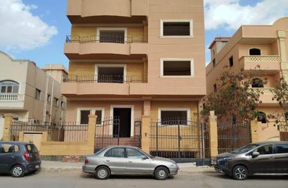 Villa - 7+ Bedrooms - 7+ Bathrooms for sale in Touristic Zone 1 - Touristic Zone - Al Motamayez District - 6 October City - Giza
