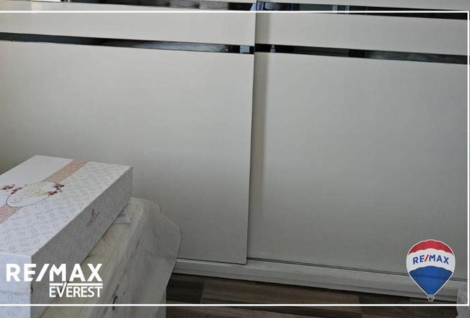 8555090 - Property Image 3