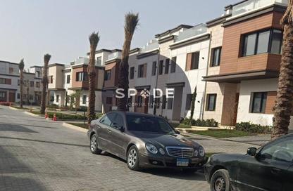Townhouse - 4 - 6 for sale in Azzar 2 - 5th Settlement Compounds - The 5th Settlement - New Cairo City - Cairo