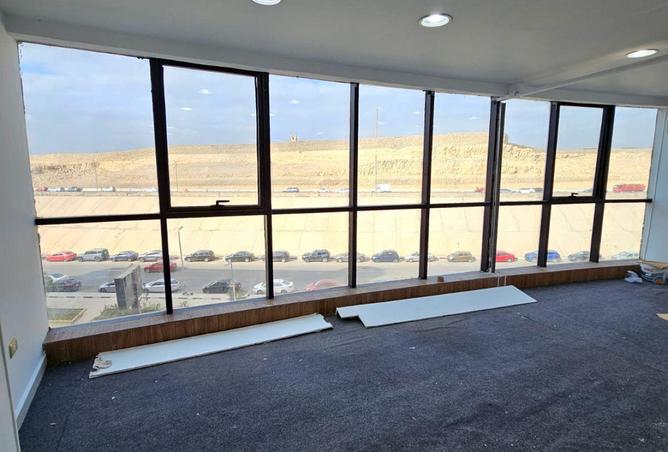 58745754 - Property Main Image