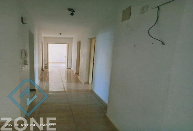 73766155 - Property Image 2