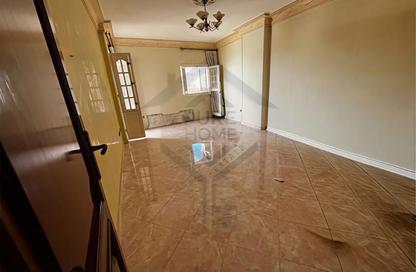Apartment - 5 Bedrooms - 3 Bathrooms for sale in Mostafa Kamel St. - Smouha - Hay Sharq - Alexandria