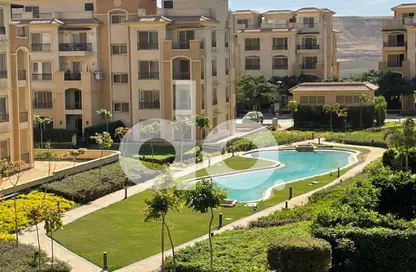 Apartment - 3 Bedrooms - 3 Bathrooms for sale in Stone Residence - 5th Settlement Compounds - The 5th Settlement - New Cairo City - Cairo
