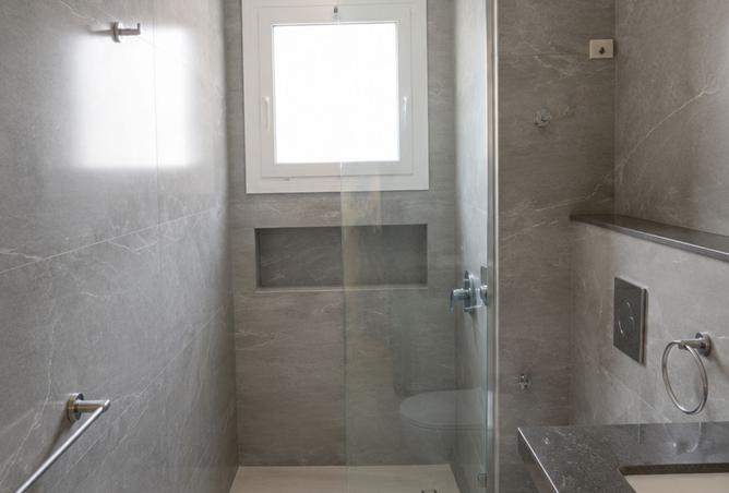 99756976 - Property Image 3