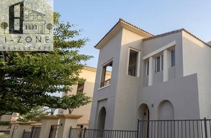 Villa - 5 - 5 for rent in Celesta Hills - Uptown Cairo - Mokattam - Cairo