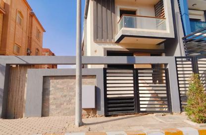 Villa - 4 Bedrooms - 4 Bathrooms for sale in Palm Villa - Al Wahat Road - 6 October City - Giza Villa - 4 Bedrooms - 4 Bathrooms for sale in Palm Villa - Al Wahat Road - 6 October City - Giza