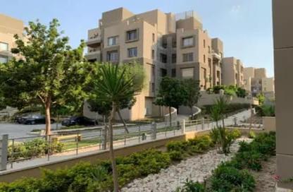 Apartment - 2 Bedrooms - 2 Bathrooms for sale in Palm Hills Village Gate - South Investors Area - New Cairo City - Cairo