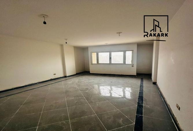 65661647 - صورة العقار 2