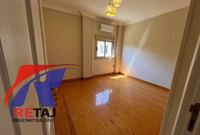 8637019 - Property Image 2