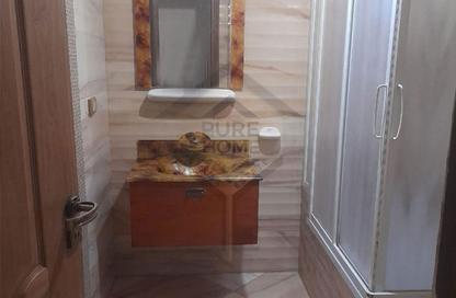 Apartment - 3 Bedrooms - 2 Bathrooms for rent in Zaki Ragab St. - Smouha - Hay Sharq - Alexandria