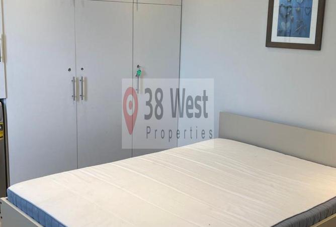 8645713 - Property Image 3