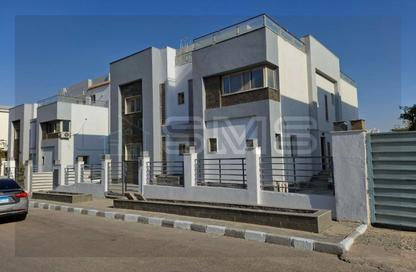 Apartment - 5 Bedrooms - 7 Bathrooms for rent in El Koronfel - The 5th Settlement - New Cairo City - Cairo