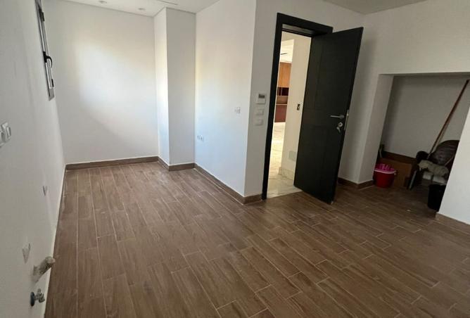 8512575 - Property Image 3