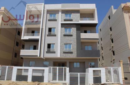 Apartment - 4 Bedrooms - 3 Bathrooms for sale in Bait Alwatan - The 5th Settlement - New Cairo City - Cairo