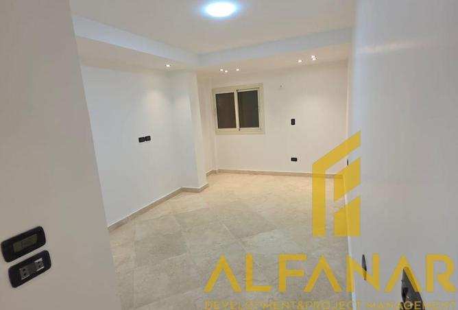 70370538 - صورة العقار 2